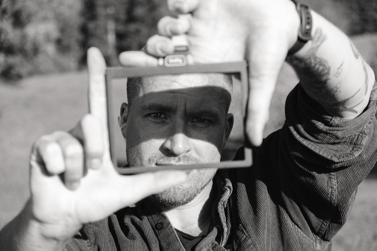 framing with hands and viewfinder